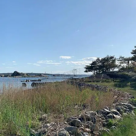 Great Near The Sea, Very Child Friendly Plot *